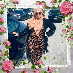 Meet your Posher, Farhana